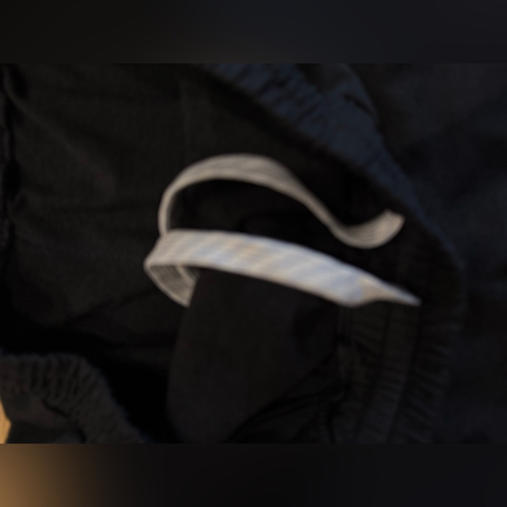 Vuori Heathered Black Boyfriend Jogger - Picture 5 of 7